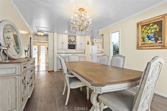 1127 W Foothill Boulevard, Arcadia, CA 91006