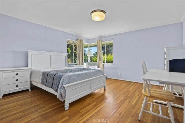 1127 W Foothill Boulevard, Arcadia, CA 91006