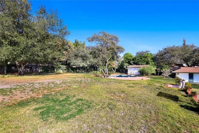 1127 W Foothill Boulevard, Arcadia, CA 91006