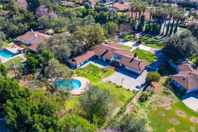 1127 W Foothill Boulevard, Arcadia, CA 91006