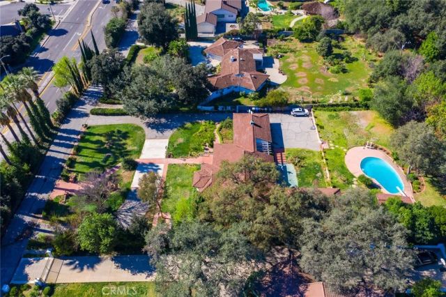 1127 W Foothill Boulevard, Arcadia, CA 91006