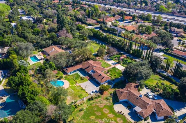 1127 W Foothill Boulevard, Arcadia, CA 91006