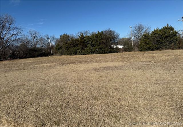 2805 N Commerce Street, Ardmore, OK 73401