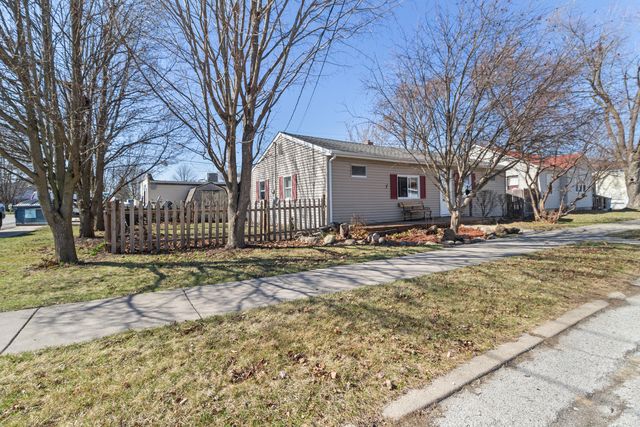 825 N Sherman Street, Crown Point, IN 46307