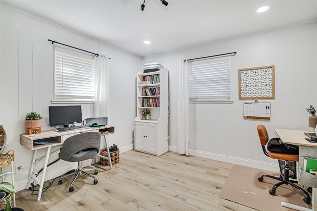 7116 Meadowbrook Drive, Fort Worth, TX 76112