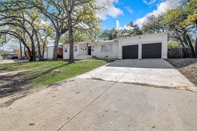 7116 Meadowbrook Drive, Fort Worth, TX 76112