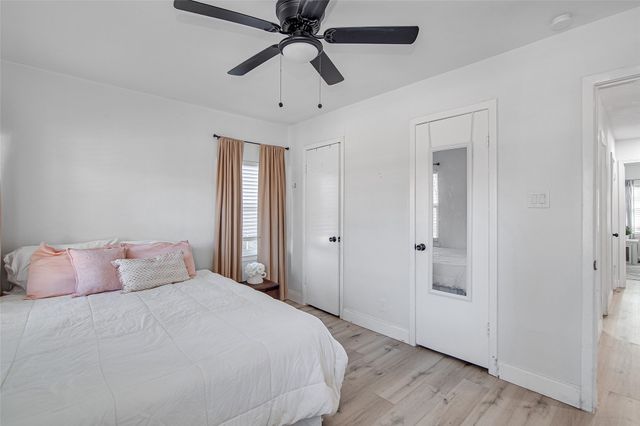 7116 Meadowbrook Drive, Fort Worth, TX 76112