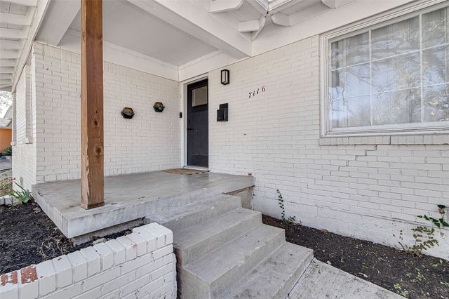 7116 Meadowbrook Drive, Fort Worth, TX 76112