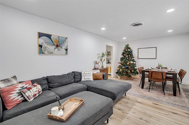 7116 Meadowbrook Drive, Fort Worth, TX 76112