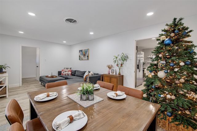 7116 Meadowbrook Drive, Fort Worth, TX 76112