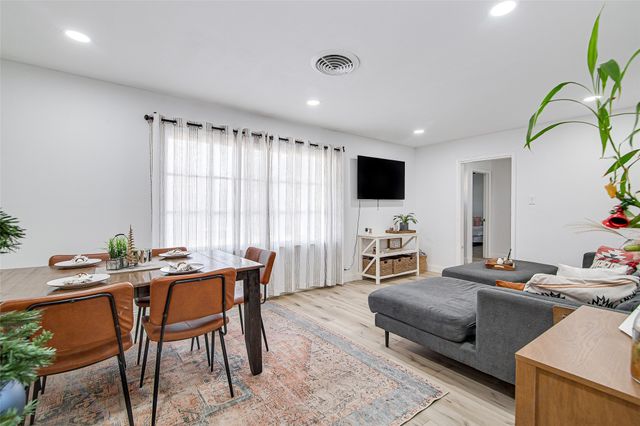 7116 Meadowbrook Drive, Fort Worth, TX 76112