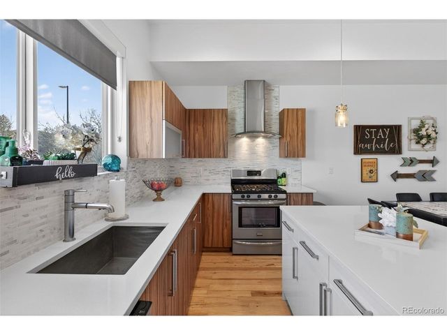 2214 W Powers Ave, Littleton, CO 80120