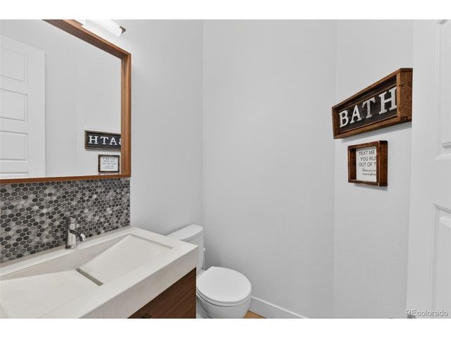 2214 W Powers Ave, Littleton, CO 80120