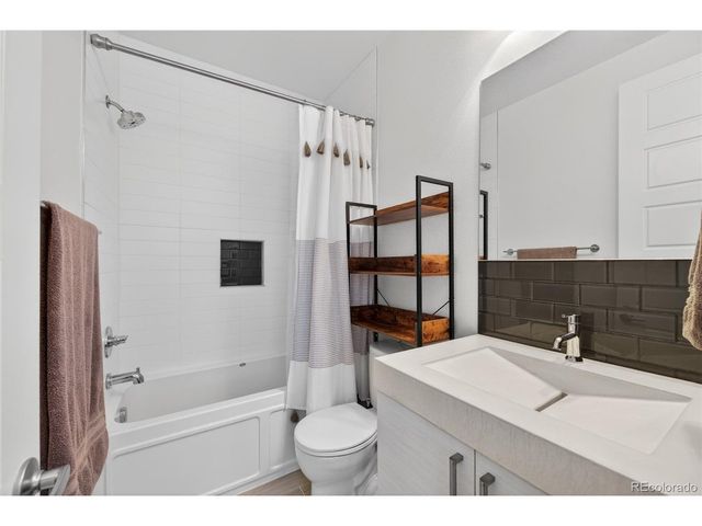 2214 W Powers Ave, Littleton, CO 80120