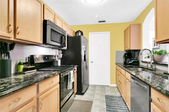 3930 SOUTHPOINTE DRIVE 214, Orlando, FL 32822