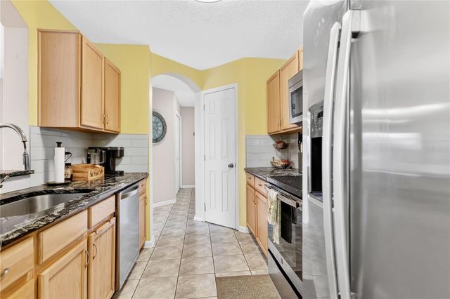 3930 SOUTHPOINTE DRIVE 214, Orlando, FL 32822