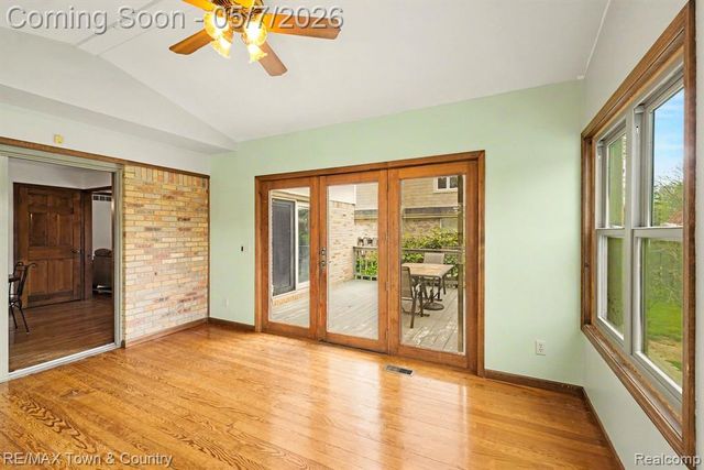 12429 Moceri Drive, Grand Blanc, MI 48439