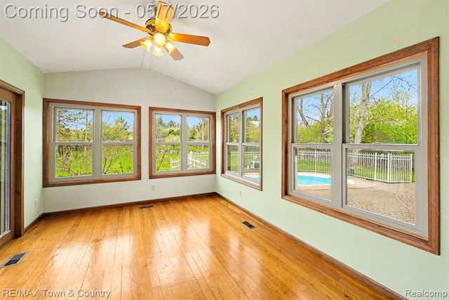 12429 Moceri Drive, Grand Blanc, MI 48439