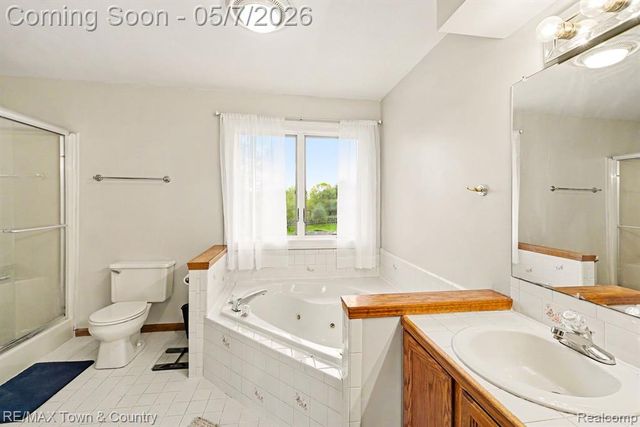 12429 Moceri Drive, Grand Blanc, MI 48439
