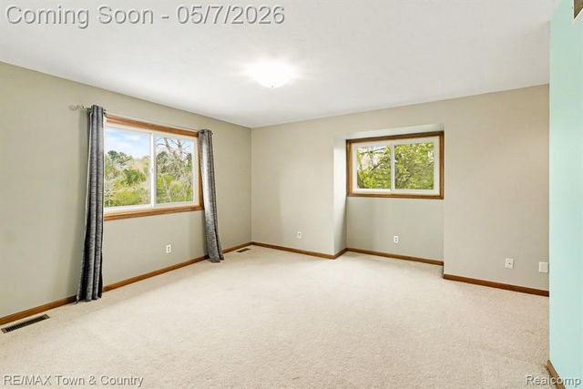 12429 Moceri Drive, Grand Blanc, MI 48439