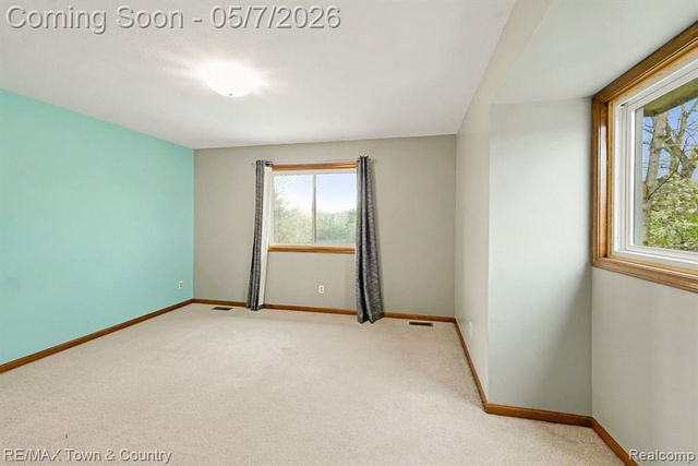 12429 Moceri Drive, Grand Blanc, MI 48439
