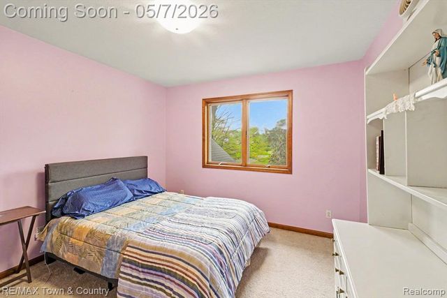 12429 Moceri Drive, Grand Blanc, MI 48439