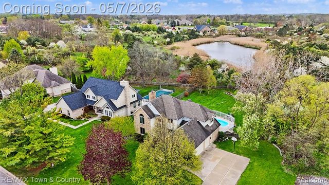 12429 Moceri Drive, Grand Blanc, MI 48439