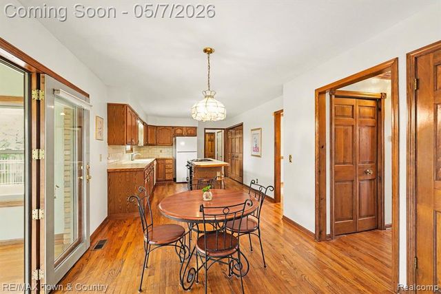 12429 Moceri Drive, Grand Blanc, MI 48439