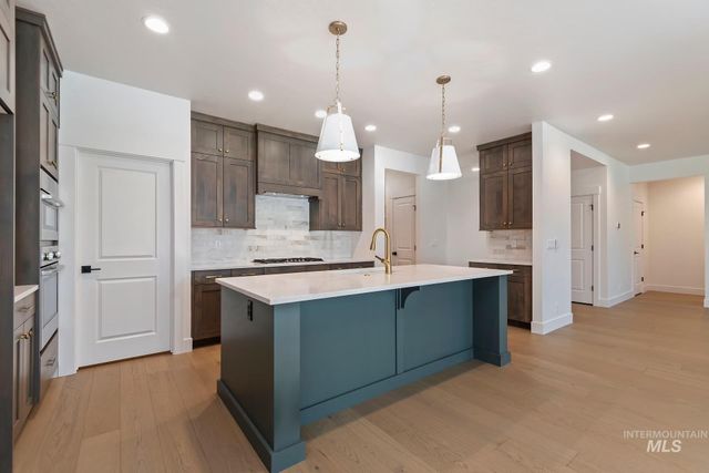 743 W Oak Springs Dr, Meridian, ID 83642