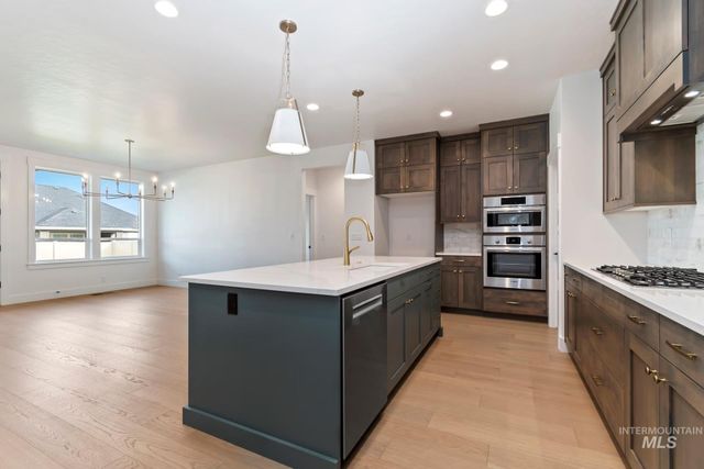743 W Oak Springs Dr, Meridian, ID 83642