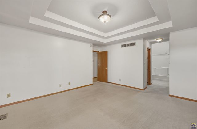 3540 SW Willow Brook DR, Topeka, KS 66614