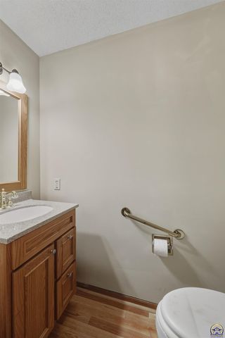 3540 SW Willow Brook DR, Topeka, KS 66614