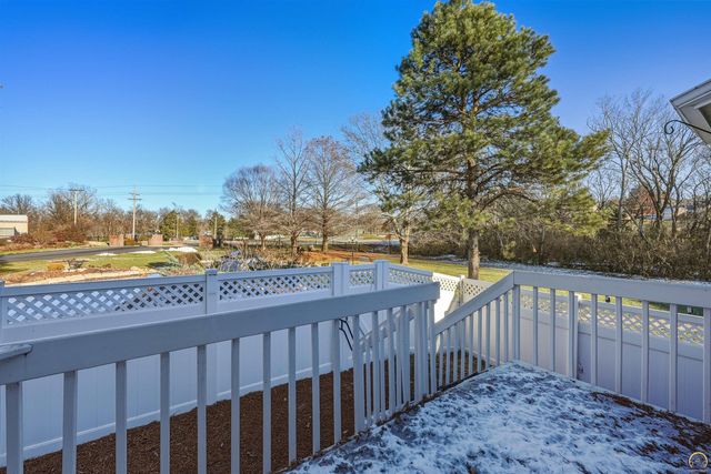 3540 SW Willow Brook DR, Topeka, KS 66614