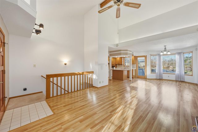 3540 SW Willow Brook DR, Topeka, KS 66614