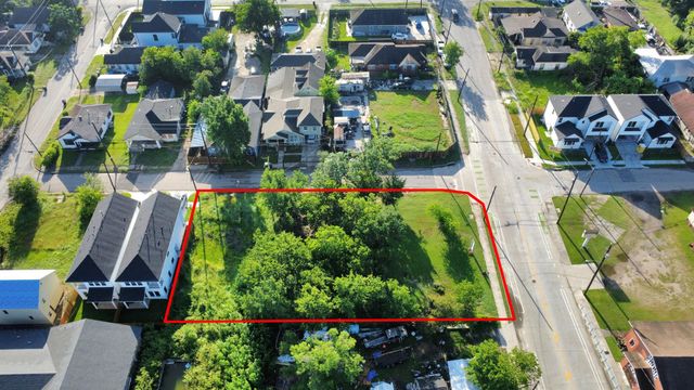 2319 Lorraine Street, Houston, TX 77026