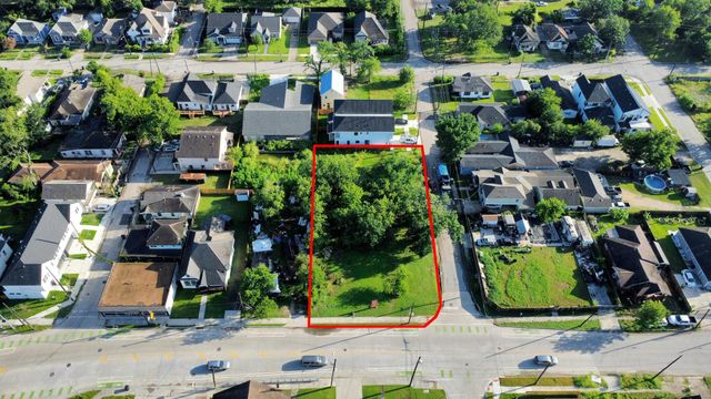 2319 Lorraine Street, Houston, TX 77026