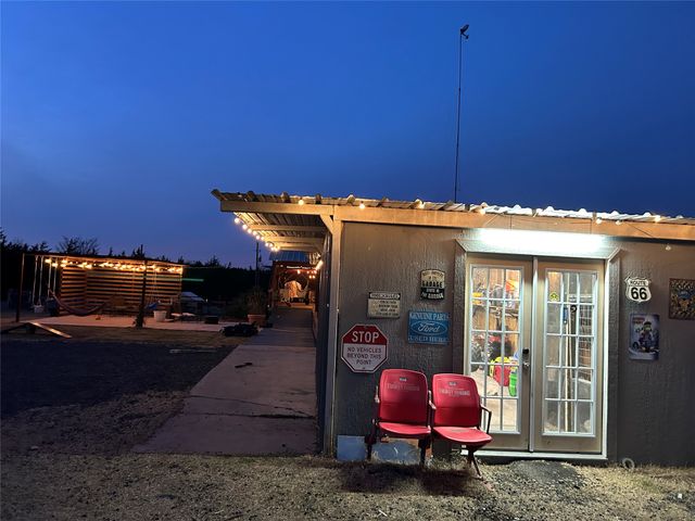 358 County Road 4519, Wolfe City, TX 75496