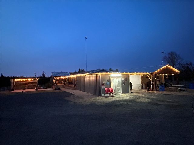 358 County Road 4519, Wolfe City, TX 75496