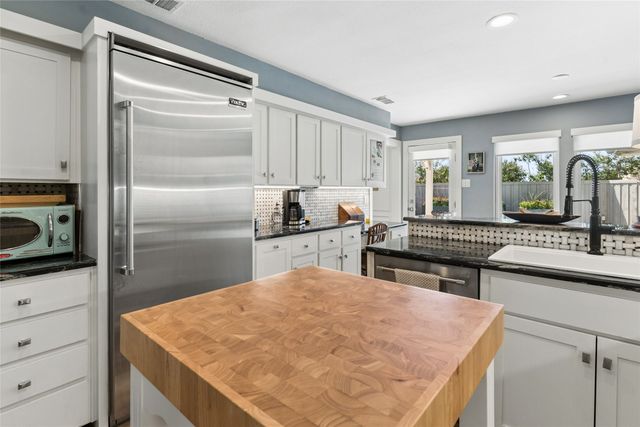1321 Chesterton Drive, Richardson, TX 75080