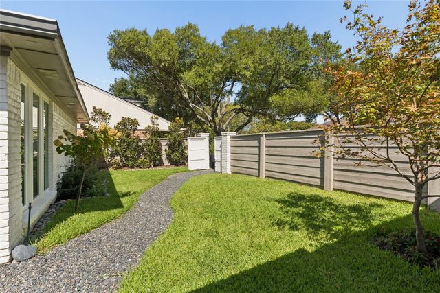 1321 Chesterton Drive, Richardson, TX 75080