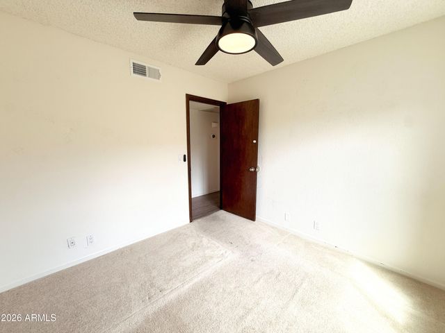 916 W Strahan Drive, Tempe, AZ 85283