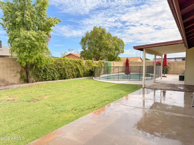 916 W Strahan Drive, Tempe, AZ 85283