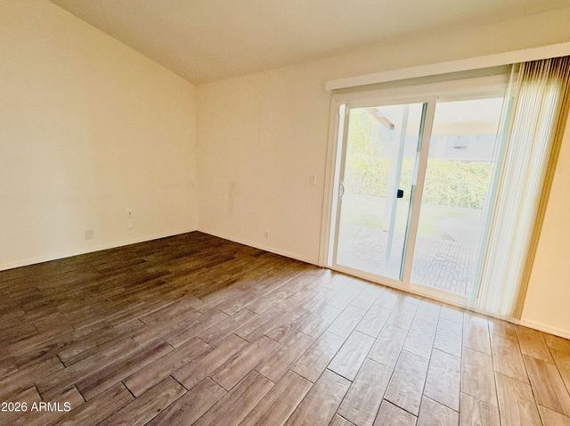 916 W Strahan Drive, Tempe, AZ 85283