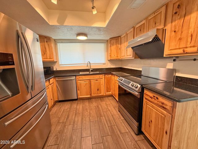 916 W Strahan Drive, Tempe, AZ 85283