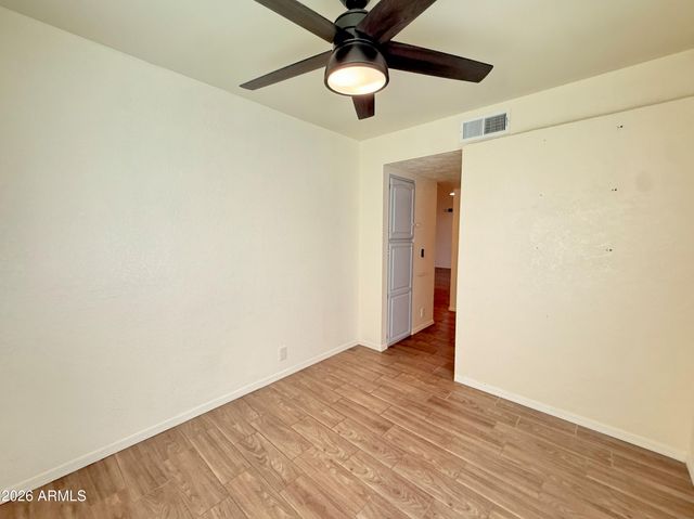 916 W Strahan Drive, Tempe, AZ 85283