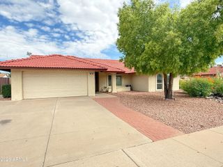 916 W Strahan Drive, Tempe, AZ 85283