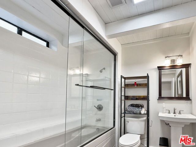 22012 Topanga School Road, Topanga (los Angeles), CA 90290