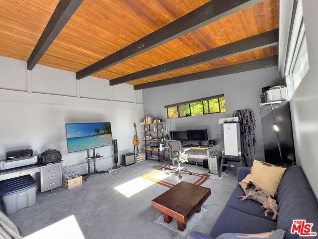 22012 Topanga School Road, Topanga (los Angeles), CA 90290