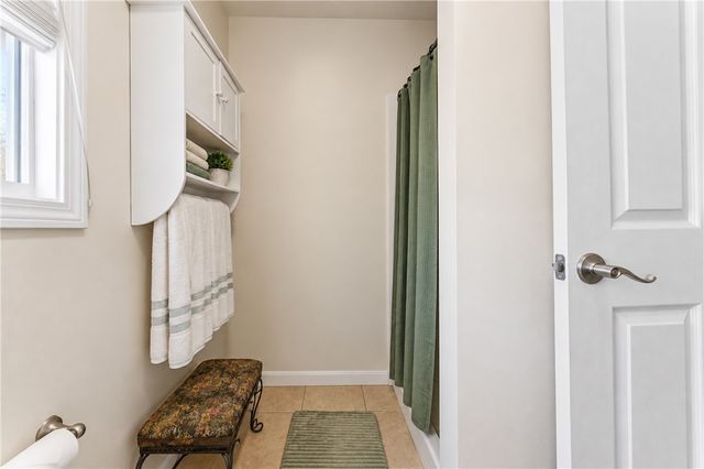 15 Metacomet Avenue, East Providence, RI 02916