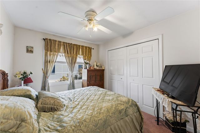 15 Metacomet Avenue, East Providence, RI 02916